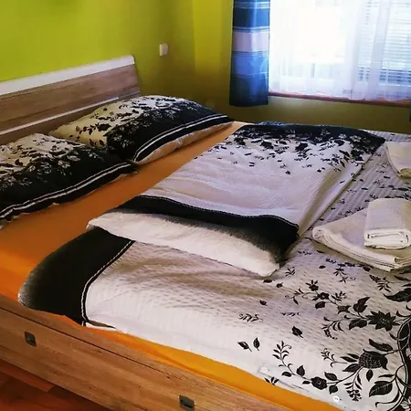 V Centru * Třeboň
