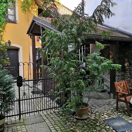 V Centru Apartment *